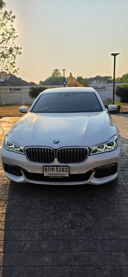 BMW Series 7 2016 730Ld Sedan Hybrid (Diesel) เกียร์อัตโนมัติ ขาว รูปที่ 3
