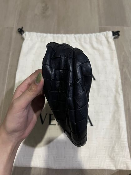 Bottega Veneta Mini Jodie in Black (Gold hardware) รูปที่ 2