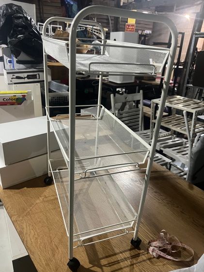 ชั้นตะแกรงมีล้อ งานIKEA