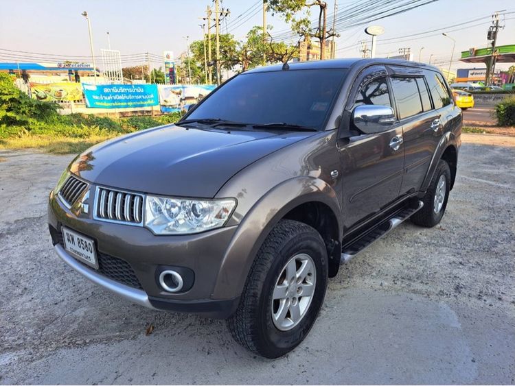 รถ Mitsubishi Pajero Sport 2.5 GLS สี น้ำตาล