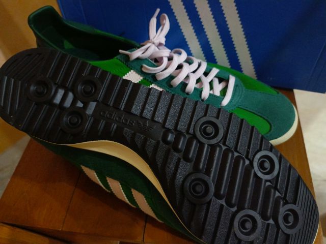 รองเท้า แท้ รูปที่ 2