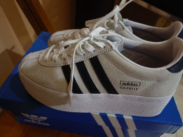 รองเท้า แบรนด์แท้ รูปที่ 3