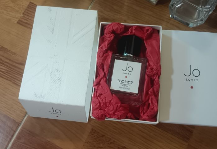 ขวเปล่าพร้อมกล่อง Jo Malone. love