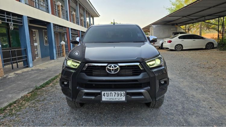 รถ Toyota Hilux Revo 2.4 Prerunner Mid สี เทา