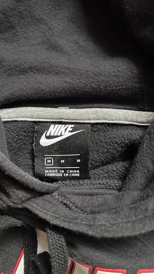 Nike hoodie รูปที่ 2
