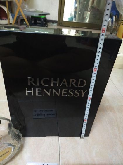 ขวด เปล่า กับ กล่องเป็นไม้ RICHARD HENNESSY หนัก อยู่คับ สภาพดีสวยๆน่าสะสม รูปที่ 6