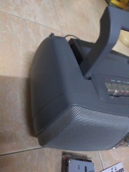 วิทยุ SONY FM ใช้ได้ เทป ใช้ได้ CD ไม่ได้ ไปเช็กดูอีกทีนะครับ รูปที่ 6