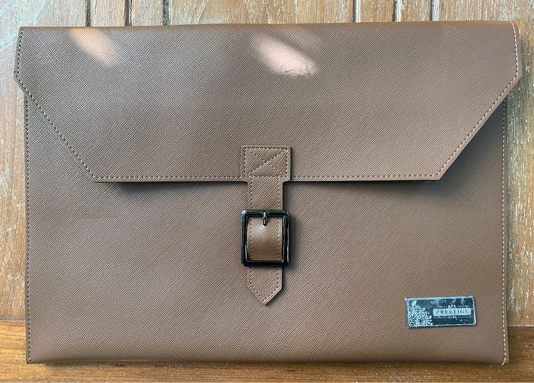 กระเป๋าใส่เอกสาร AIA