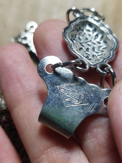 เครื่องรางเข็มขัดเก่าโบราณพร้อมกล่อง รูปที่ 2