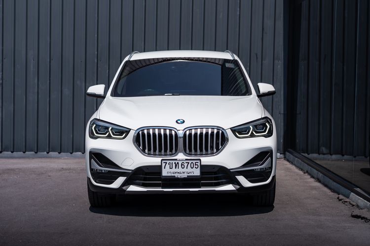 BMW X1 2021 2.0 sDrive20d xLine Utility-car ดีเซล ไม่ติดแก๊ส เกียร์อัตโนมัติ ขาว รูปที่ 2