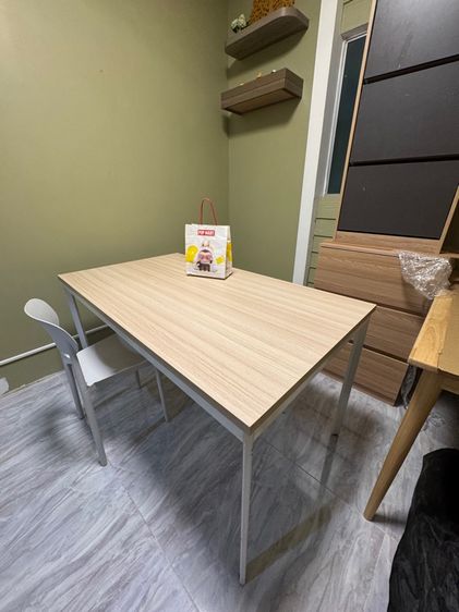 ส่งต่อ❗️โต๊ะอาหารลายไม้บีท ขาเหล็กแข็งแรงมาก 140 ซม. รูปที่ 5