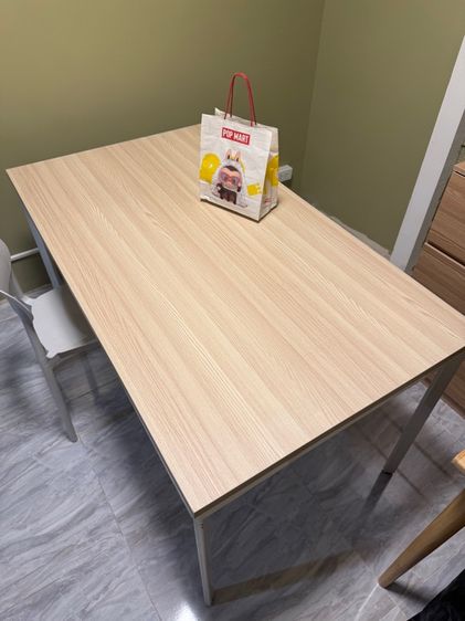 ส่งต่อ❗️โต๊ะอาหารลายไม้บีท ขาเหล็กแข็งแรงมาก 140 ซม. รูปที่ 2