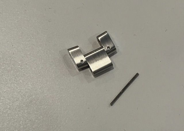 ข้อข้อต่อสาย Tag Heuer Aquaracer King Size ของแท้ Swiss Stainless รูปที่ 2