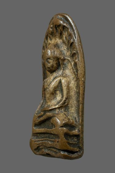 พระรอดพิมพ์กลาง รูปที่ 9