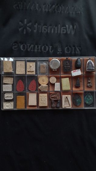 หมดนี้250พระบ้านเหมามาเอาไปสะสมต่อได้เลยไม่มีเวลาดูไม่มีเวลาเช็คเอาไปหมดตามภาพไม่ให้ถาดนะคับ