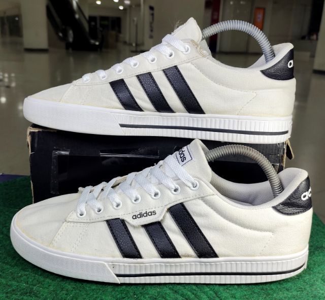 รองเท้า💥adidas Lifestyle💥ของแท้‼️พื้นนิ่ม เบา ไม่อัพ สวยๆ เดิมๆ สภาพดี💥ไซร์ 42.5 รูปที่ 10
