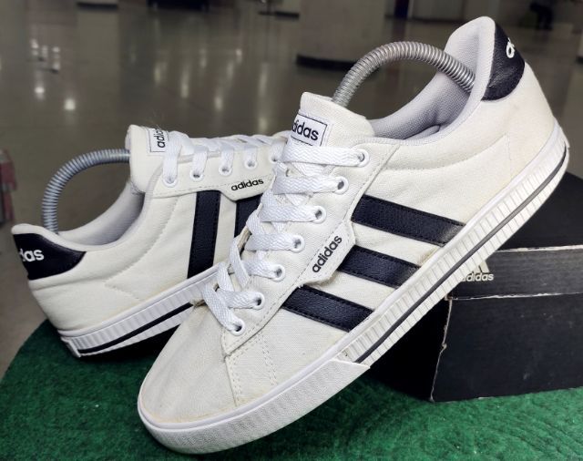 รองเท้า💥adidas Lifestyle💥ของแท้‼️พื้นนิ่ม เบา ไม่อัพ สวยๆ เดิมๆ สภาพดี💥ไซร์ 42.5 รูปที่ 12
