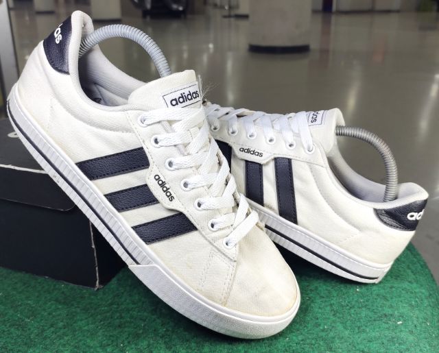 รองเท้า💥adidas Lifestyle💥ของแท้‼️พื้นนิ่ม เบา ไม่อัพ สวยๆ เดิมๆ สภาพดี💥ไซร์ 42.5 รูปที่ 13