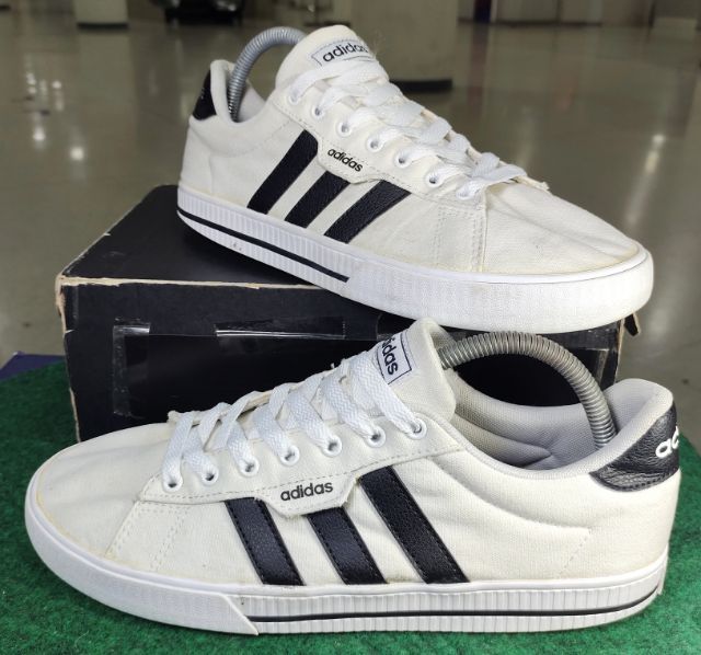 รองเท้า💥adidas Lifestyle💥ของแท้‼️พื้นนิ่ม เบา ไม่อัพ สวยๆ เดิมๆ สภาพดี💥ไซร์ 42.5