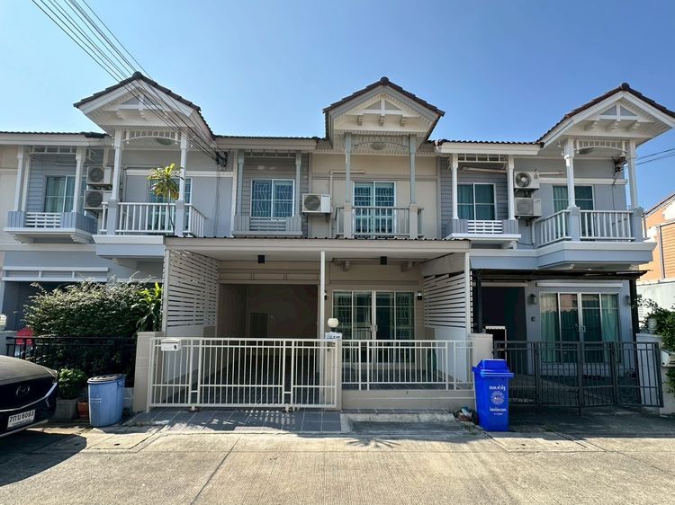 ขายทาวน์เฮ้าส์  เดอะวิลล่า รัตนาธิเบศร์-ราชพฤกษ์ ท่าอิฐ ถนนรัตนาธิเบศร์