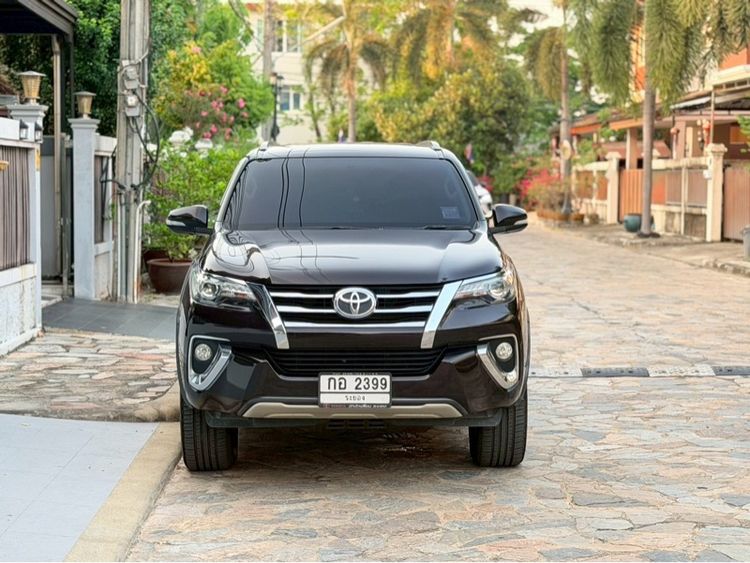 Toyota Fortuner 2016 2.8 V 4WD Utility-car ดีเซล ไม่ติดแก๊ส เกียร์อัตโนมัติ น้ำตาล รูปที่ 2