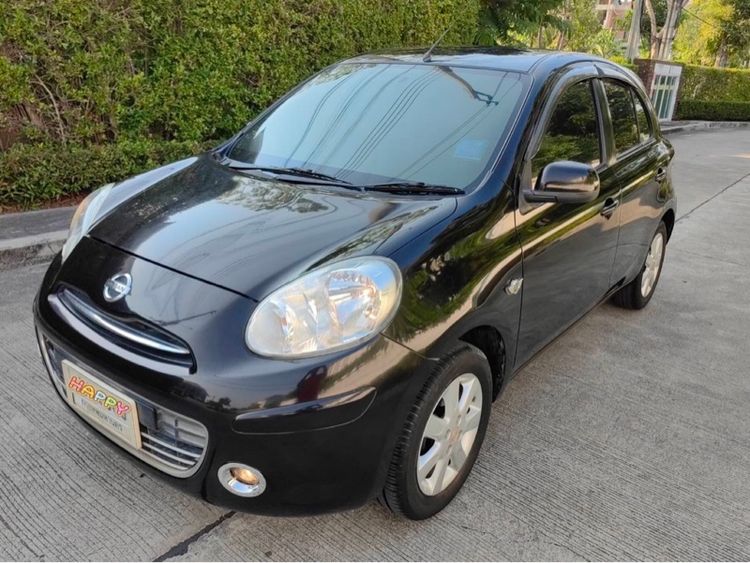 รถ Nissan March 1.2 V สี ดำ