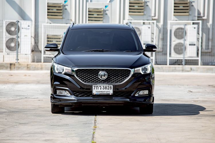 MG ZS 2018 1.5X+ Sunroof Sedan เบนซิน เกียร์อัตโนมัติ ดำ รูปที่ 2