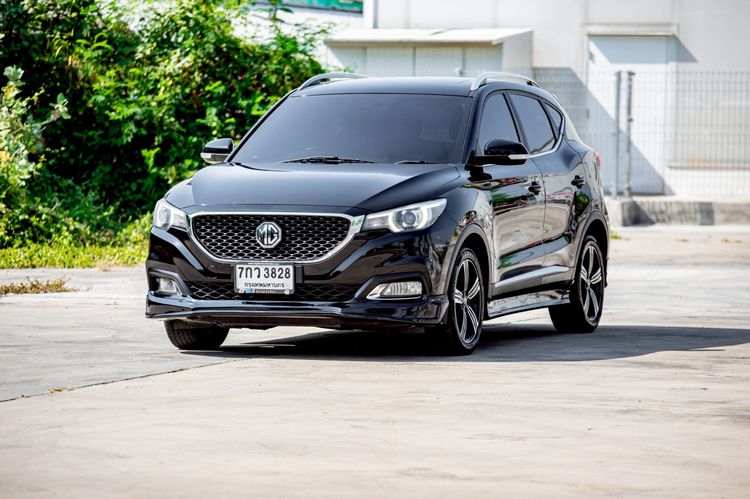 รถ MG ZS 1.5X+ Sunroof สี ดำ