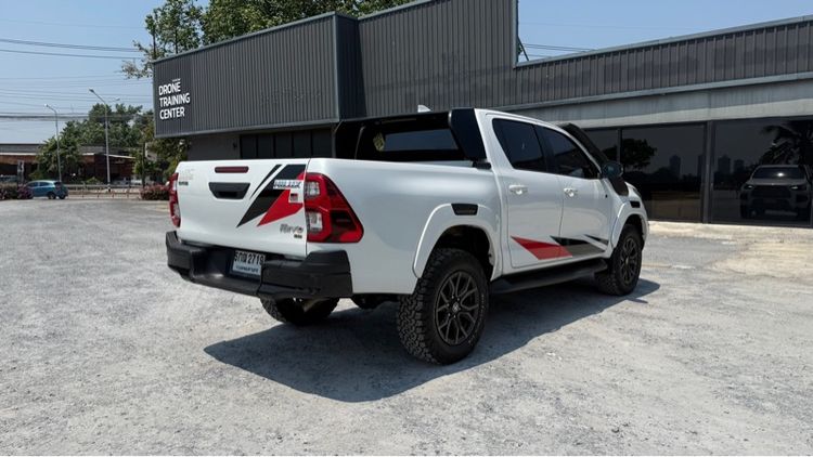 Toyota Hilux Revo 2023 Double Cab 2.8 GR Sport 4WD Pickup ดีเซล เกียร์อัตโนมัติ ขาว รูปที่ 4