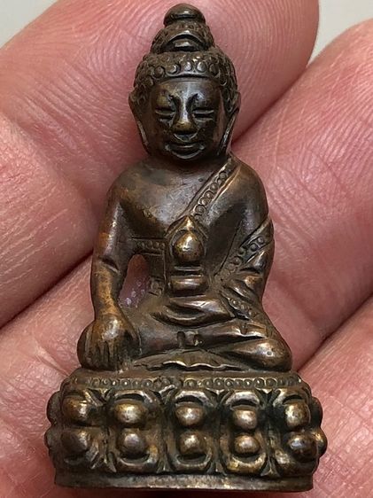 พระเก่ากริ่งเก่าให้เช่าค่ะ