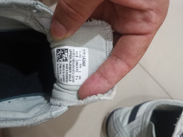 Onitsuka  โอนิซึกะ  40.5  25.5