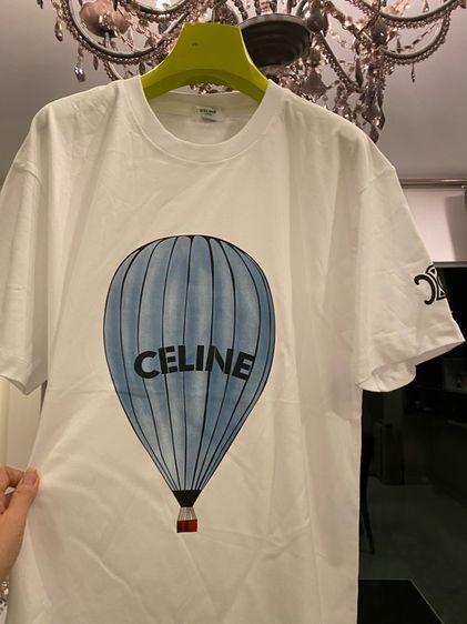 ซีลีน (ติดจองค่ะ)เสื้อยืดแขนสั้น สภาพใหม่เอี่ยม รูปที่ 3