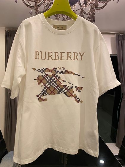 เบอร์เบอรึ่ เสื้อยืดแขนสั้น  สภาพใหม่เอี่ยม รูปที่ 3