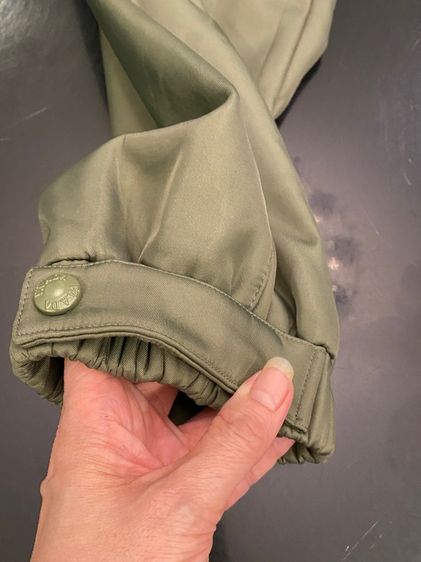 ปราด้า (ติดจองค่ะ)กางเกงขายาวทรงสวย สภาพใหม่เอี่ยม  รูปที่ 7