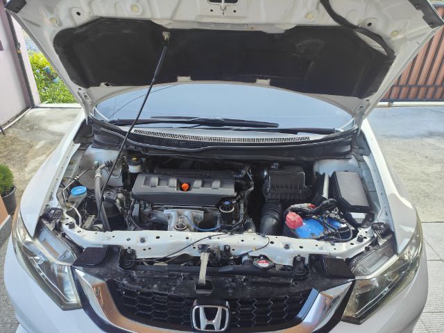 Honda Civic 2013 2.0 EL i-VTEC Sedan เบนซิน ไม่ติดแก๊ส เกียร์อัตโนมัติ ขาว รูปที่ 3