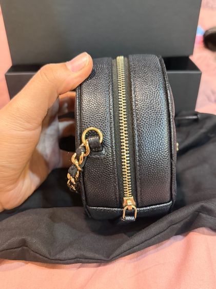 Chanel Round Classic Chain Mini Bag รูปที่ 6