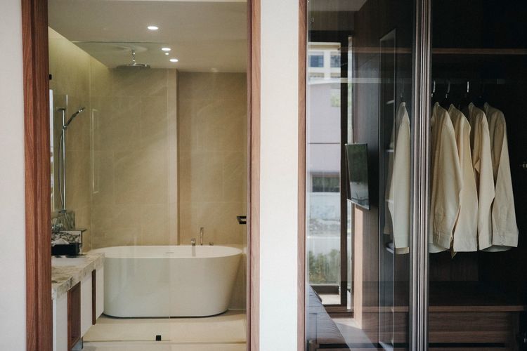 อื่นๆ ไม่อนุญาต มีบางส่วน 2025 Rom Convent สาทร – แบบ 1 ห้องนอน Rare Type เพียง 1 ห้องต่อชั้น  ขายดาวน์ โอน มิ.ย. 2569 รูปที่ 2