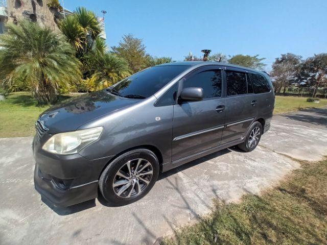 Toyota Innova 2012 2.0 G Option Utility-car เบนซิน LPG เกียร์อัตโนมัติ เทา รูปที่ 3