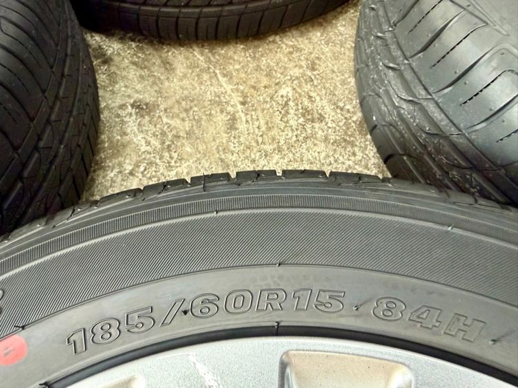 ล้อแม็ก HONDA CITY ขอบ 15” ถอดป้ายแดง ยาง MAXXIS 185-60R15 ปี 26 สีเส้นตุ่มหน้ายางยังอยู่ครบ รูปที่ 9
