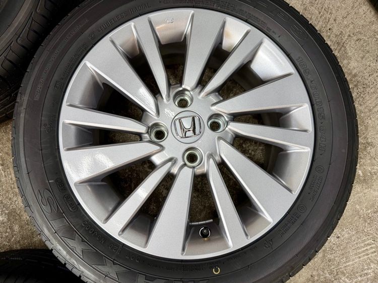 ล้อแม็ก HONDA CITY ขอบ 15” ถอดป้ายแดง ยาง MAXXIS 185-60R15 ปี 26 สีเส้นตุ่มหน้ายางยังอยู่ครบ รูปที่ 6