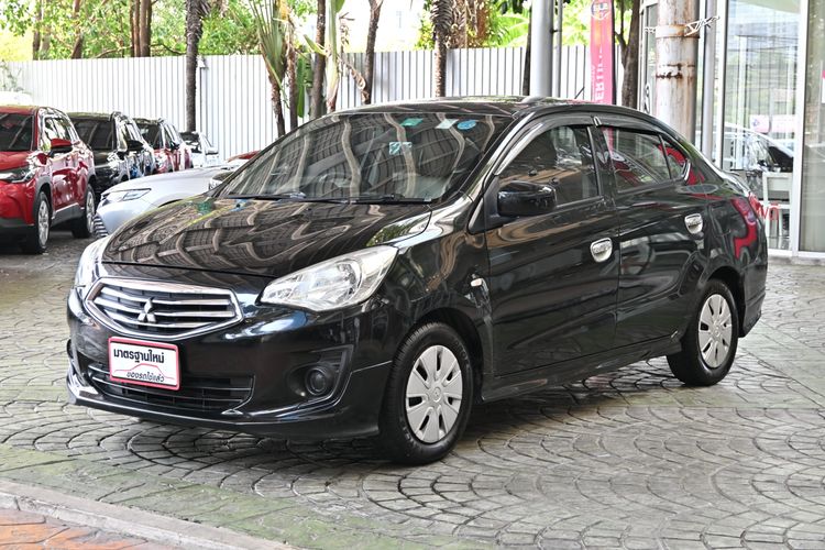 รถ Mitsubishi Attrage 1.2 GLX สี ดำ