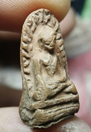 พระรอดมหาวัน รูปที่ 3