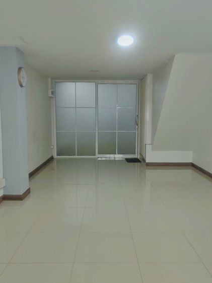 อื่นๆ ไม่มี สร้างเสร็จก่อน 2010 ทาวเฮ้าส์ 2ชั้น เพื่อนบ้านดี ทำเลเริ่ด รูปที่ 4