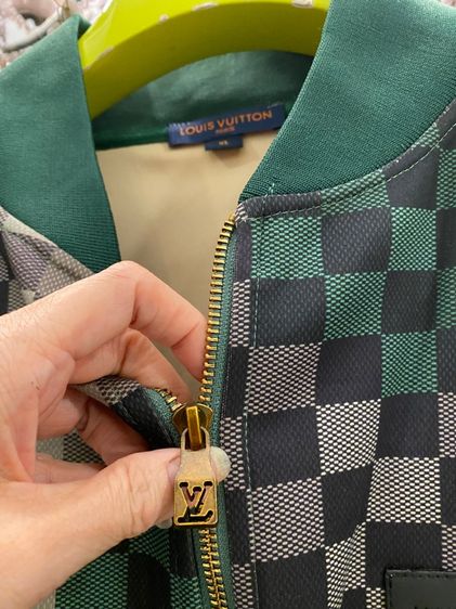 หลุยส์วิตตอง damier เสื้อและกางเกง สภาพใหม่เอี่ยม  รูปที่ 7