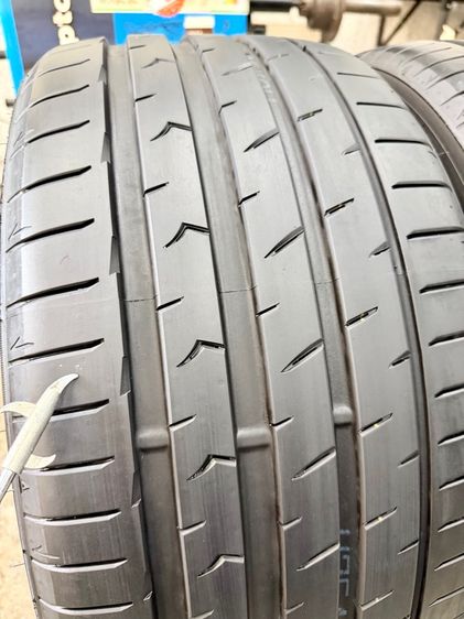ยางถอดป้ายแดงขอบ 19” ยี่ห้อ TOYO TIRES รุ่น PROXES SPORT 2 หน้าขนาด 235-40R19 หลังขนาด 255-35R19 ปี 25 MADE IN JAPANตุ่มหน้ายางยังอยู่ครบ รูปที่ 7