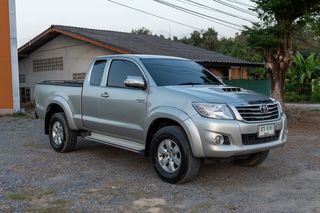 Toyota Hilux Prerunner C Cab  2WD 2013