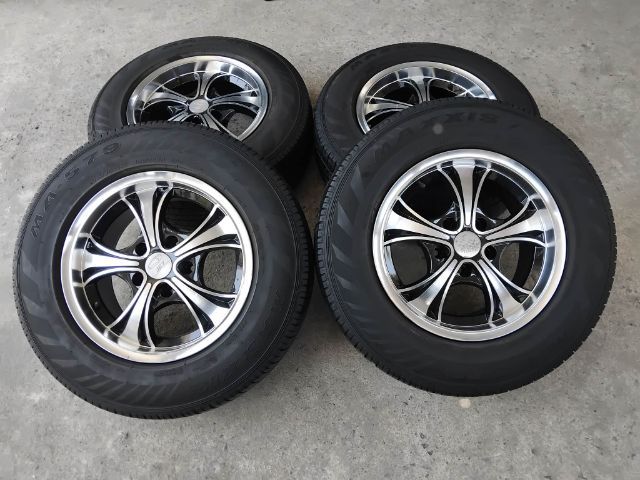 15" แม็ก ขอบ 15 5 รู 114 ดำหน้าเงาพร้อมยางปี 24