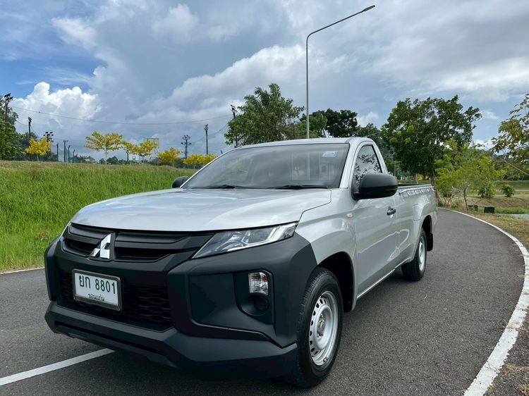 รถ Mitsubishi Triton 2.5 GL สี เทา