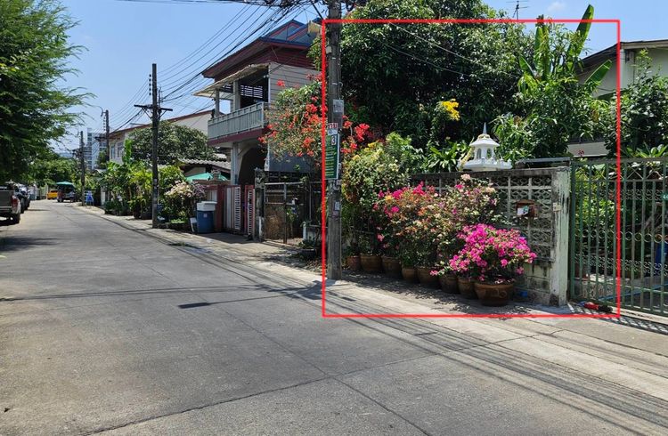 ขายบ้านแฝด 2 ชั้น ประชานิเวศน์ 3 ซ.39ทับ1 ทำเลดี ใกล้ทางด่วน