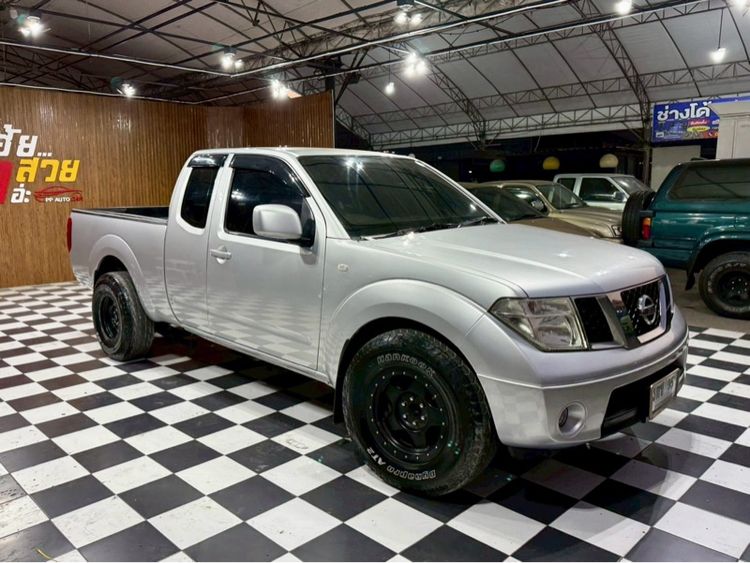 รถ Nissan Navara 2.5 SL สี บรอนซ์เงิน